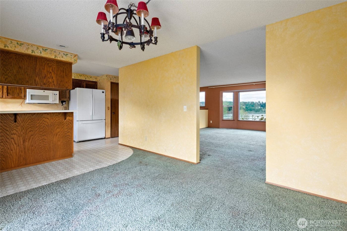 542 Dugualla Rd , Oak Harbor, WA 98277