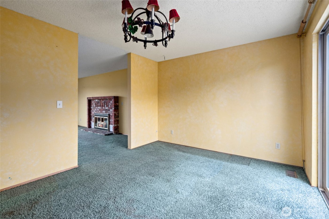 542 Dugualla Rd , Oak Harbor, WA 98277