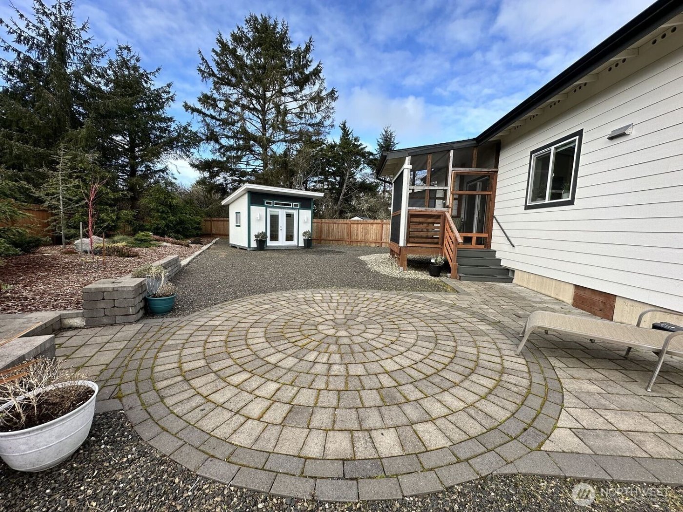 638 Rainbow Ct NE , Ocean Shores, WA 98569