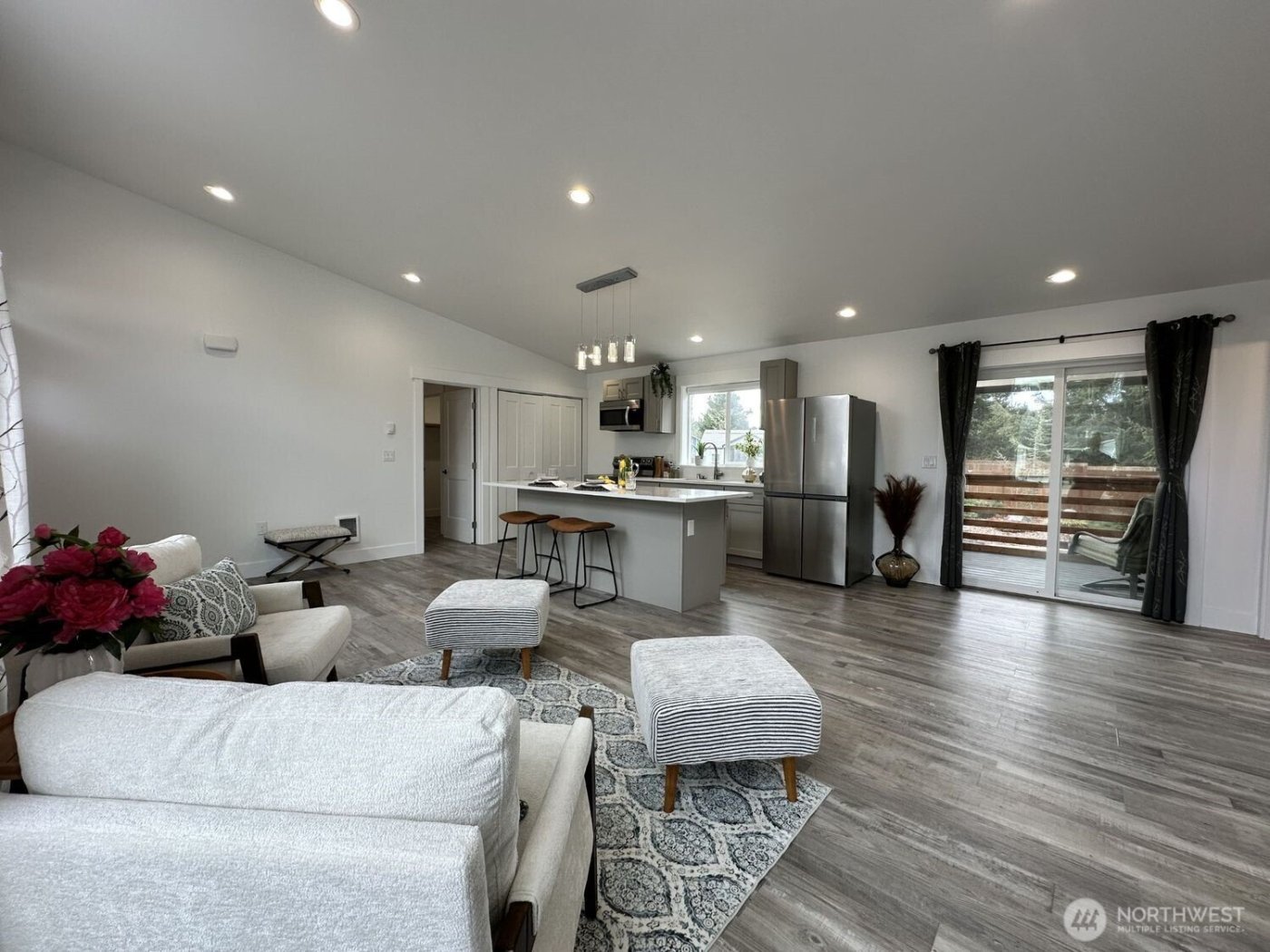 638 Rainbow Ct NE , Ocean Shores, WA 98569