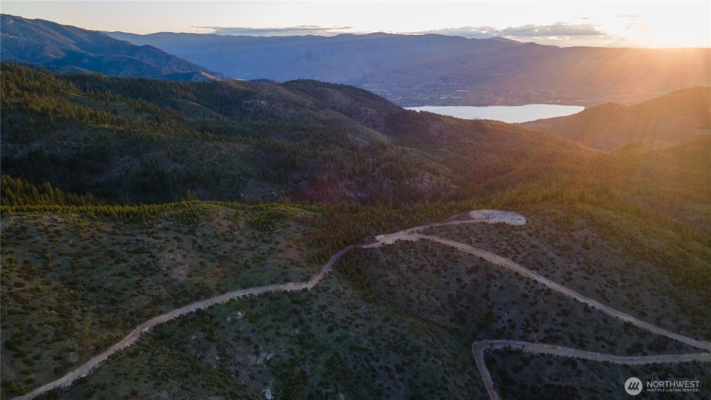 2 USFS 5350 , Chelan, WA 98816