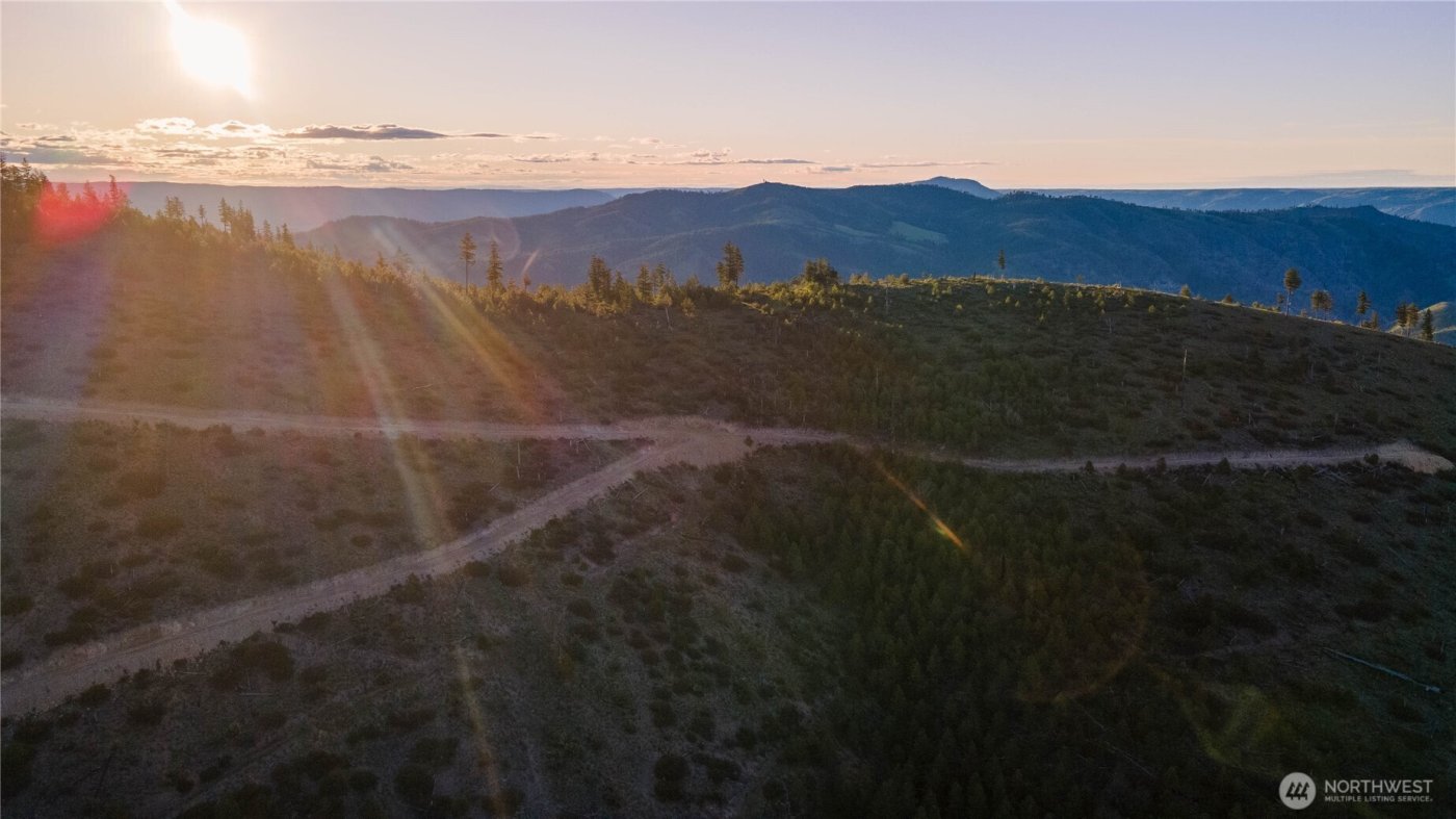 4 USFS 5350 , Chelan, WA 98816