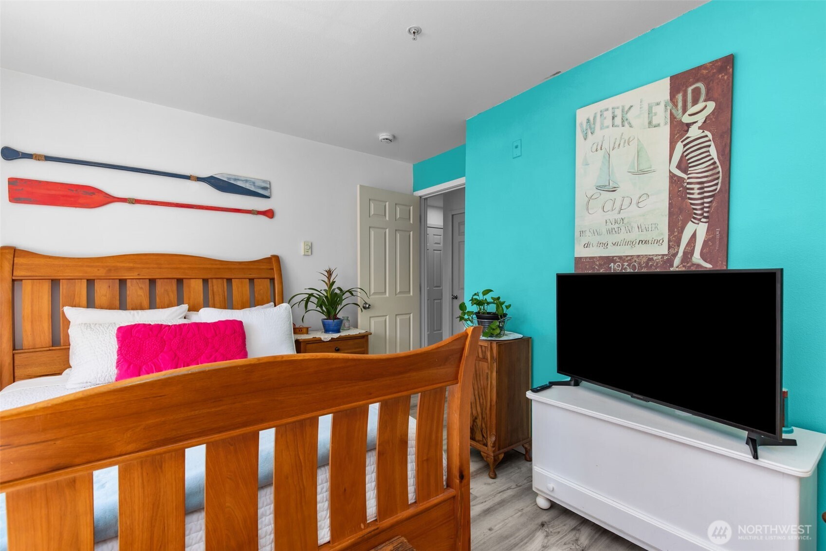 20800 72nd Avenue W #202, Edmonds, WA 98026