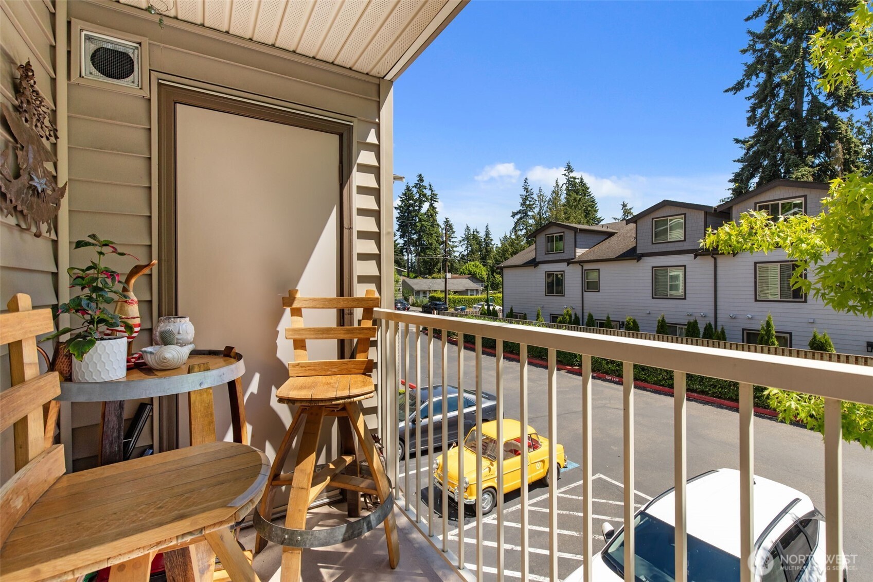 20800 72nd Avenue W #202, Edmonds, WA 98026