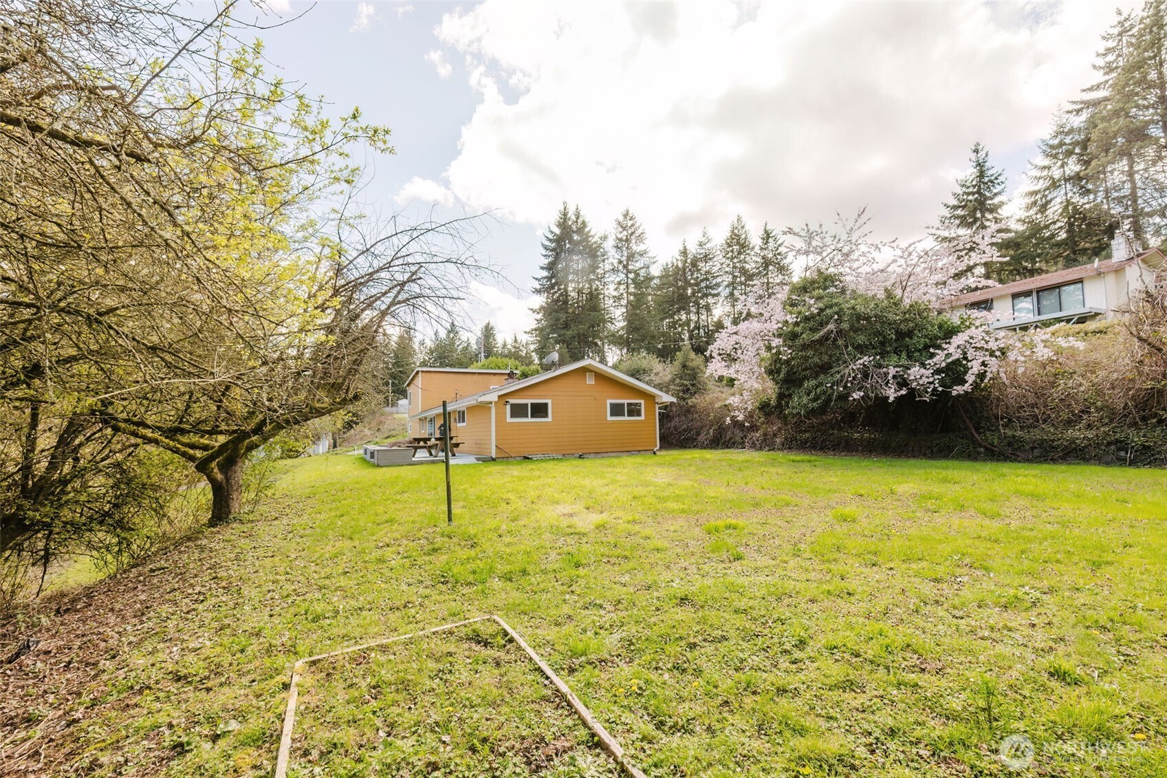 4540 NW Inverness Court , Bremerton, WA 98312