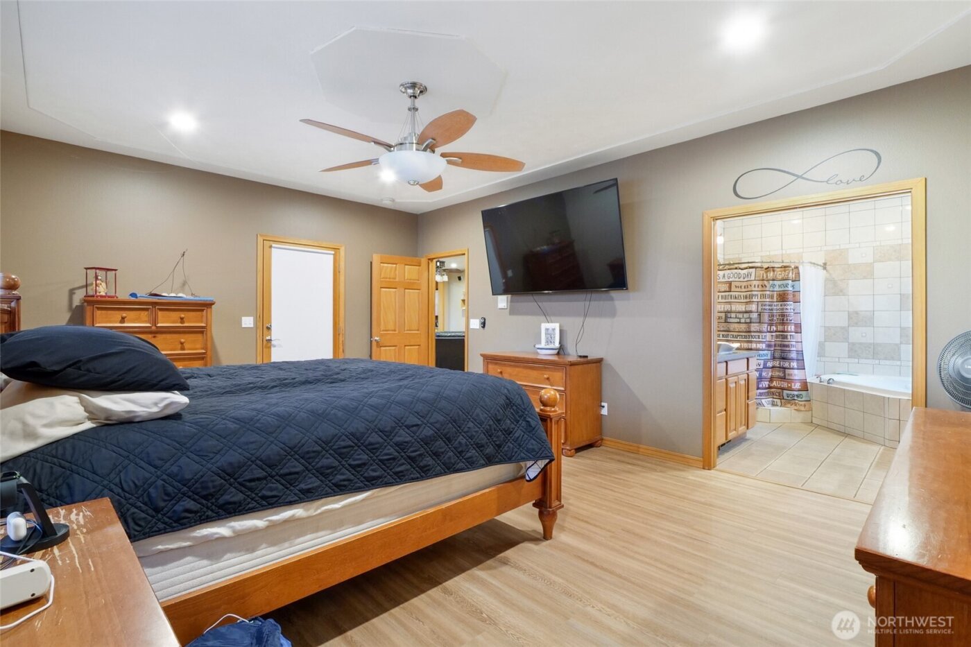 4997 NE Road 7.5 , Moses Lake, WA 98837