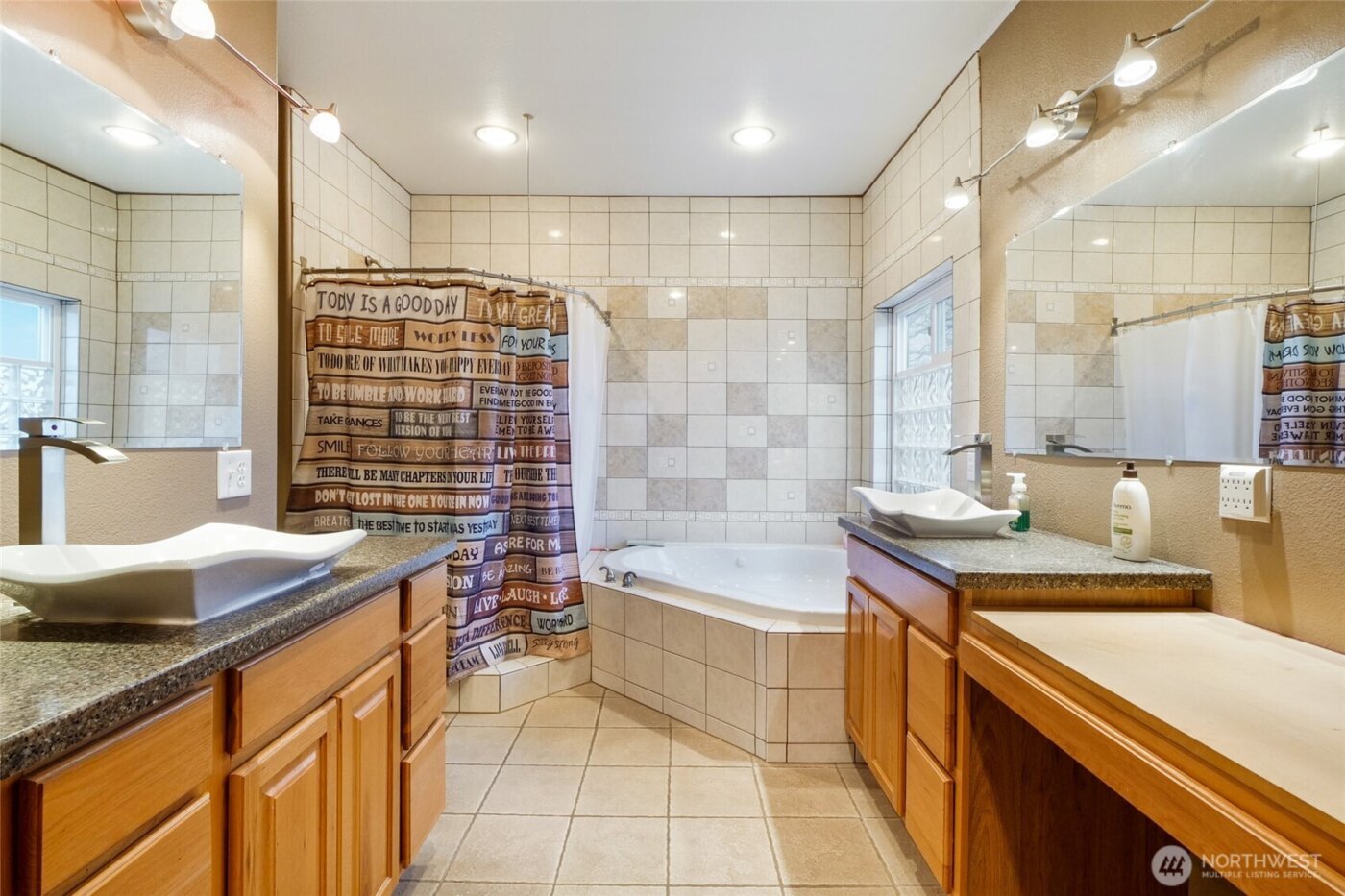 4997 NE Road 7.5 , Moses Lake, WA 98837