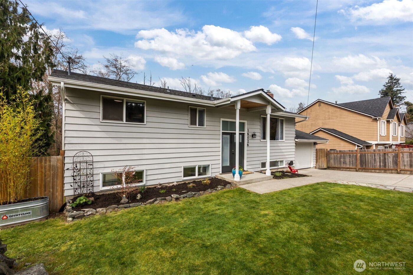 16026 22nd Avenue W, Lynnwood, WA 98087