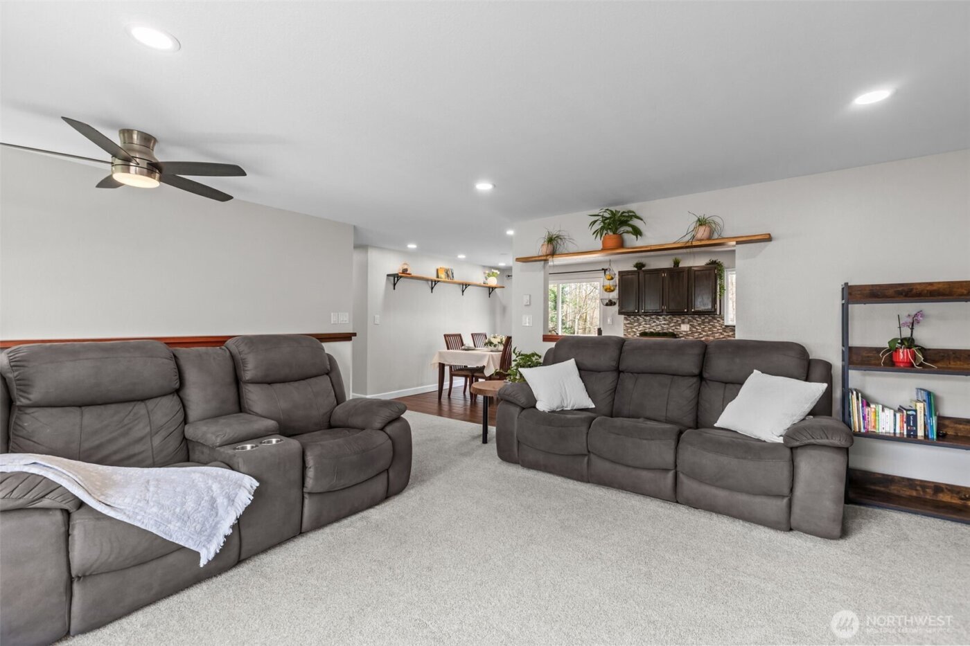 16026 22nd Avenue W, Lynnwood, WA 98087