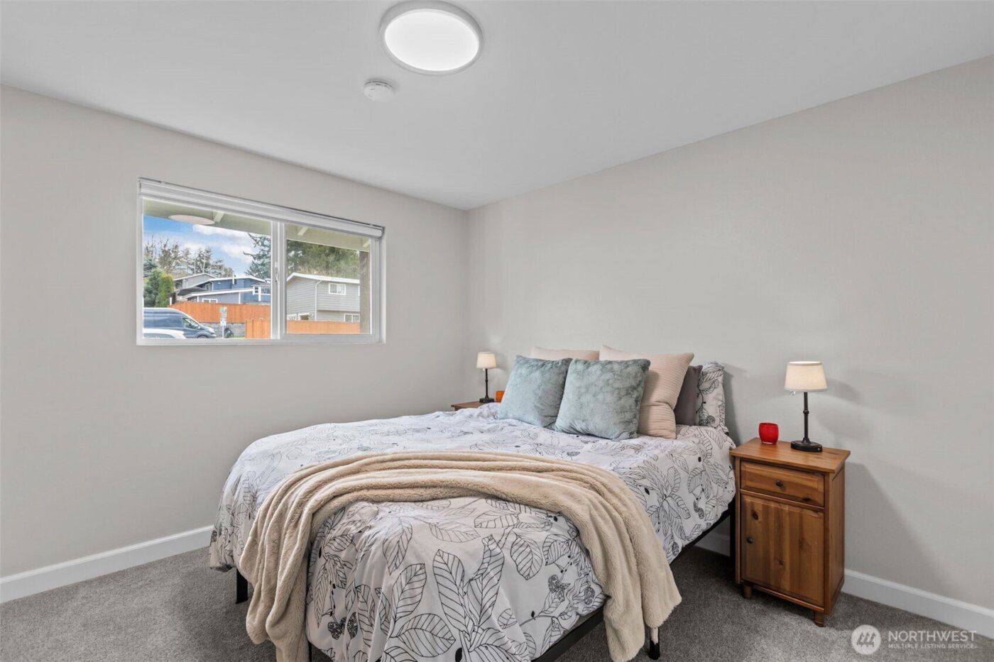 16026 22nd Avenue W, Lynnwood, WA 98087