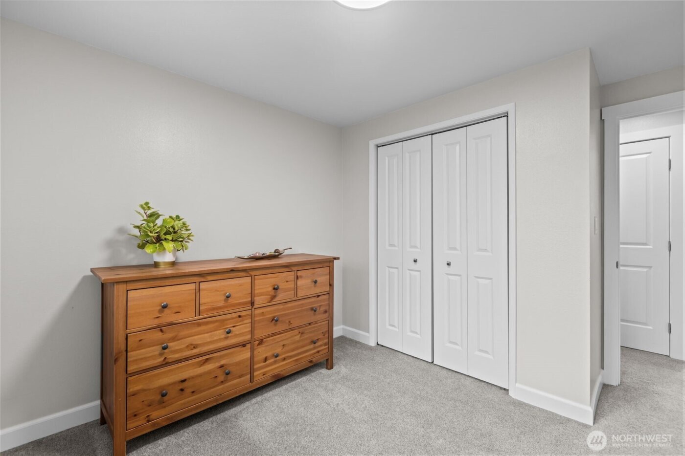 16026 22nd Avenue W, Lynnwood, WA 98087