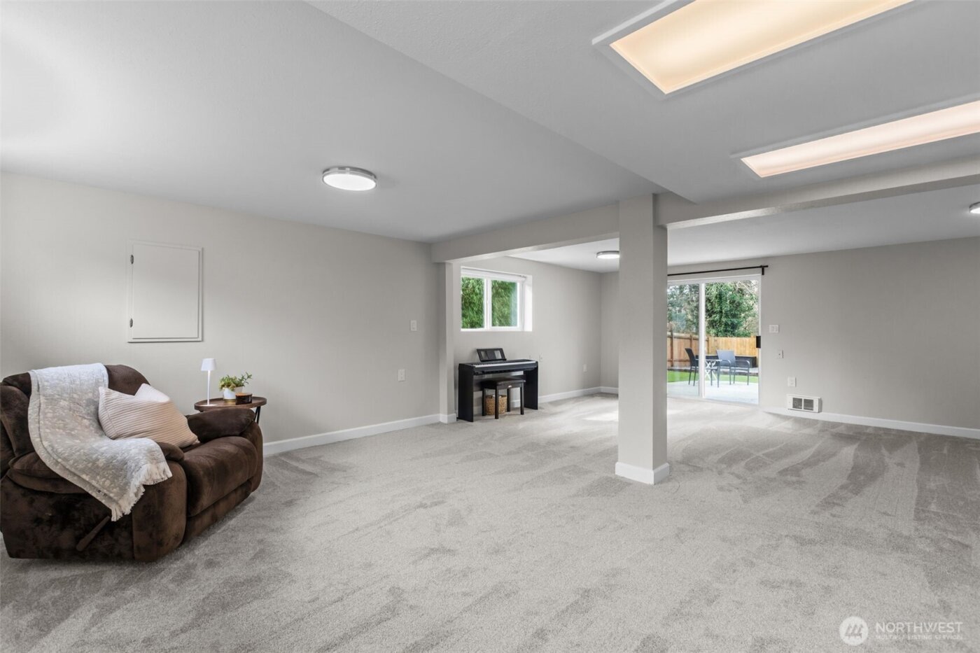 16026 22nd Avenue W, Lynnwood, WA 98087