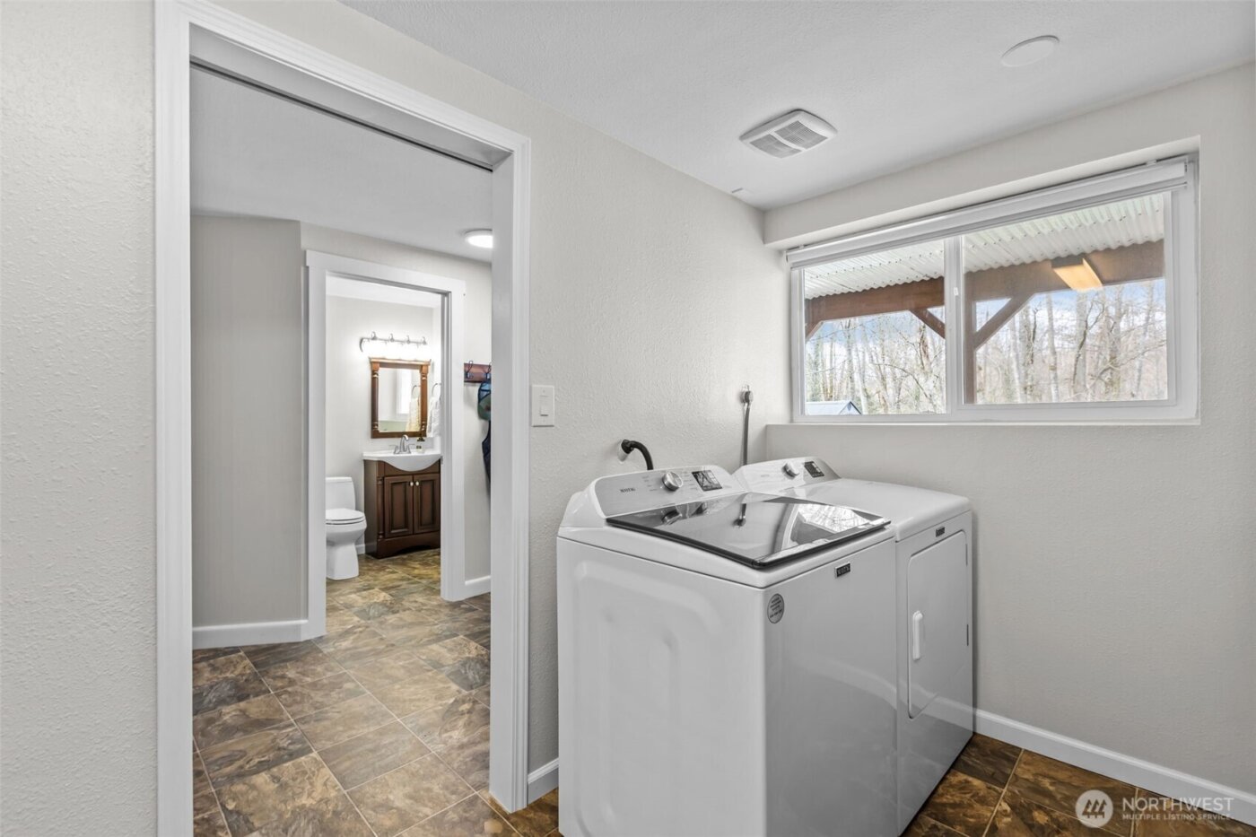 16026 22nd Avenue W, Lynnwood, WA 98087