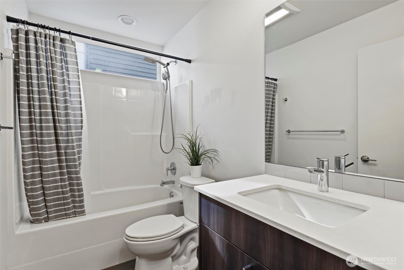 6917 Carleton Ave S #B, Seattle, WA 98108