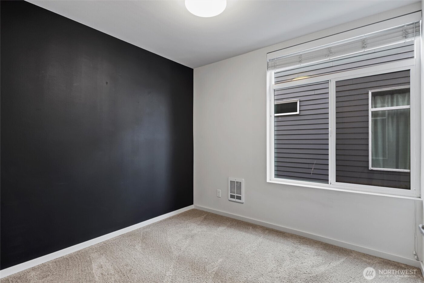 6917 Carleton Ave S #B, Seattle, WA 98108