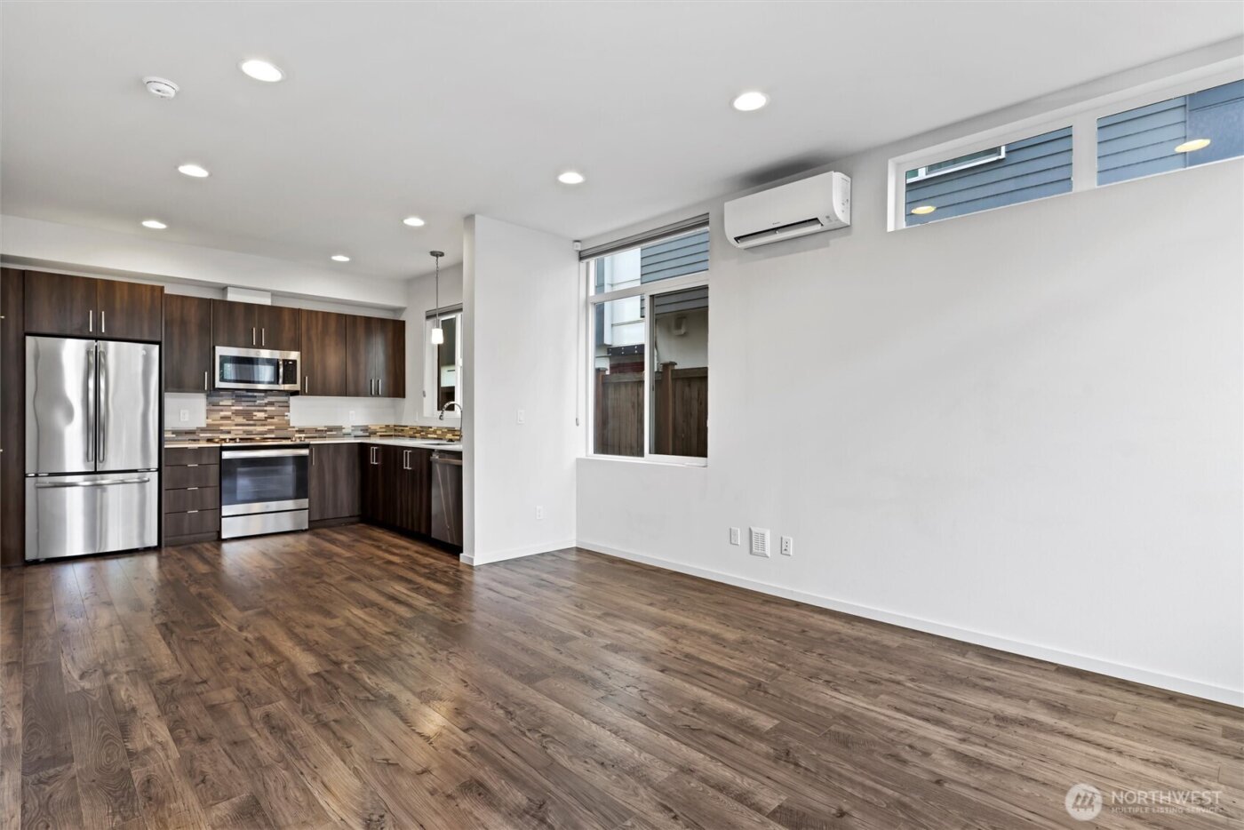 6917 Carleton Ave S #B, Seattle, WA 98108