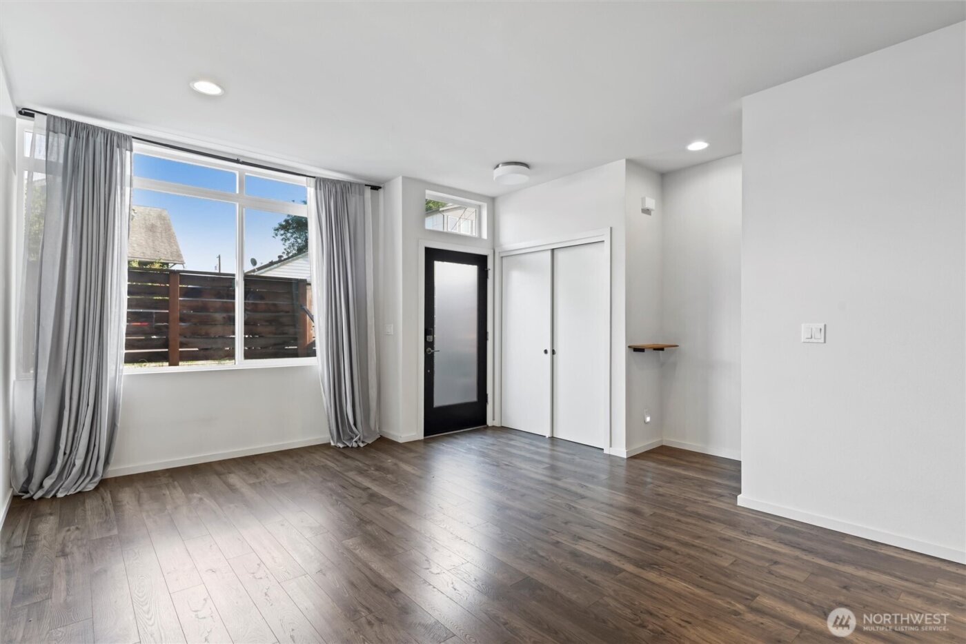 6917 Carleton Ave S #B, Seattle, WA 98108