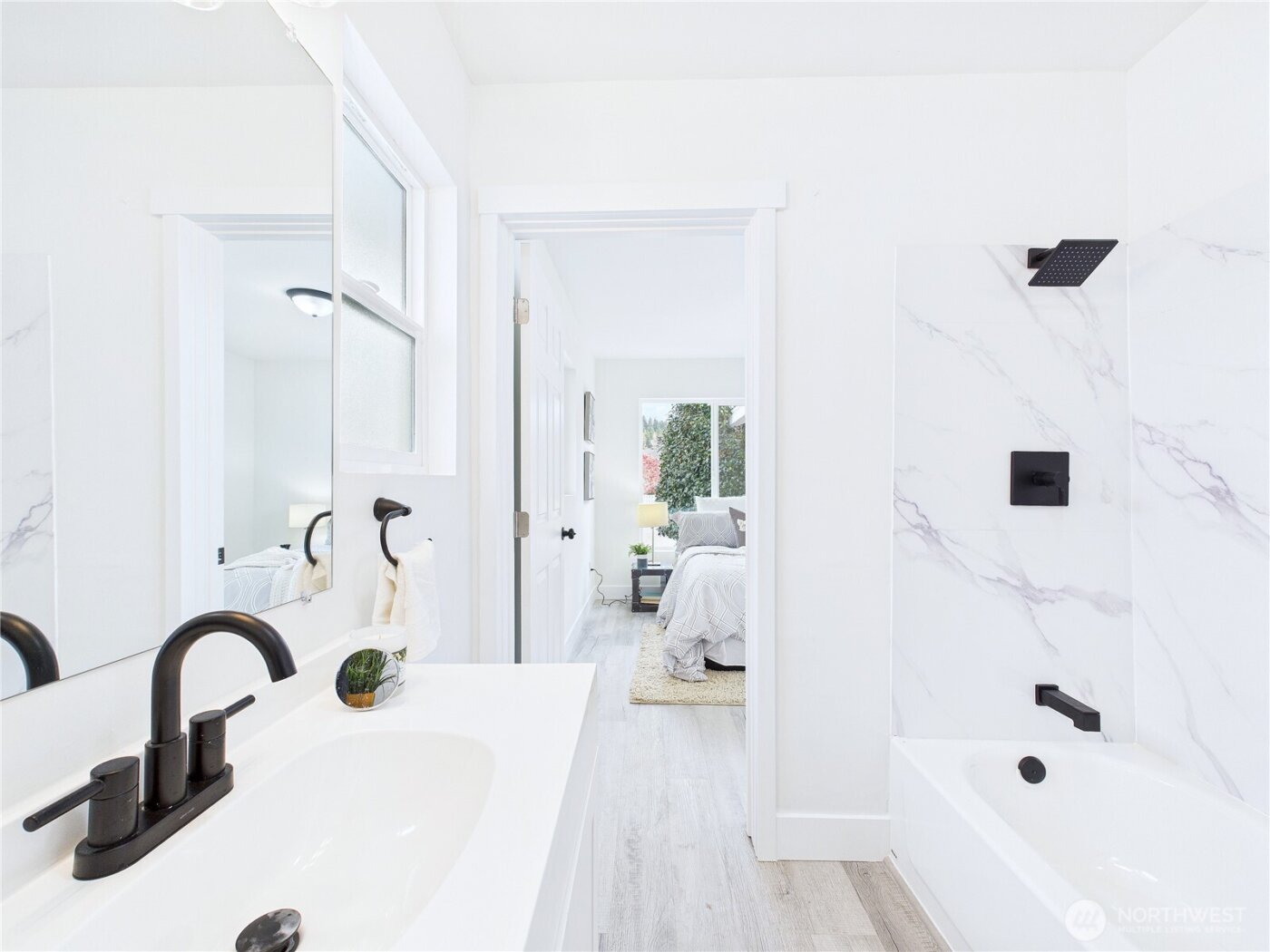 305 Meadow Avenue N, Renton, WA 98057-5722