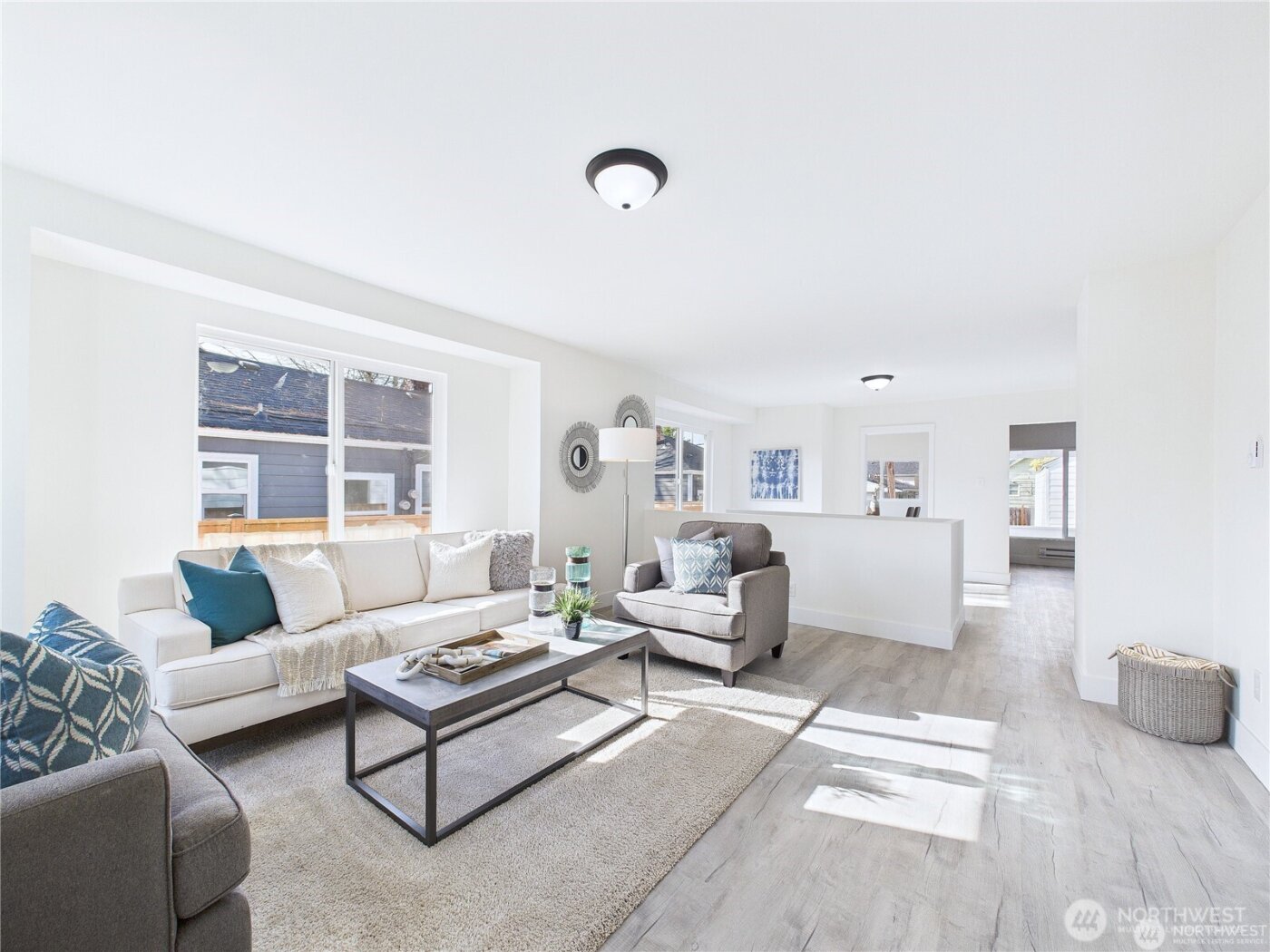 305 Meadow Avenue N, Renton, WA 98057-5722