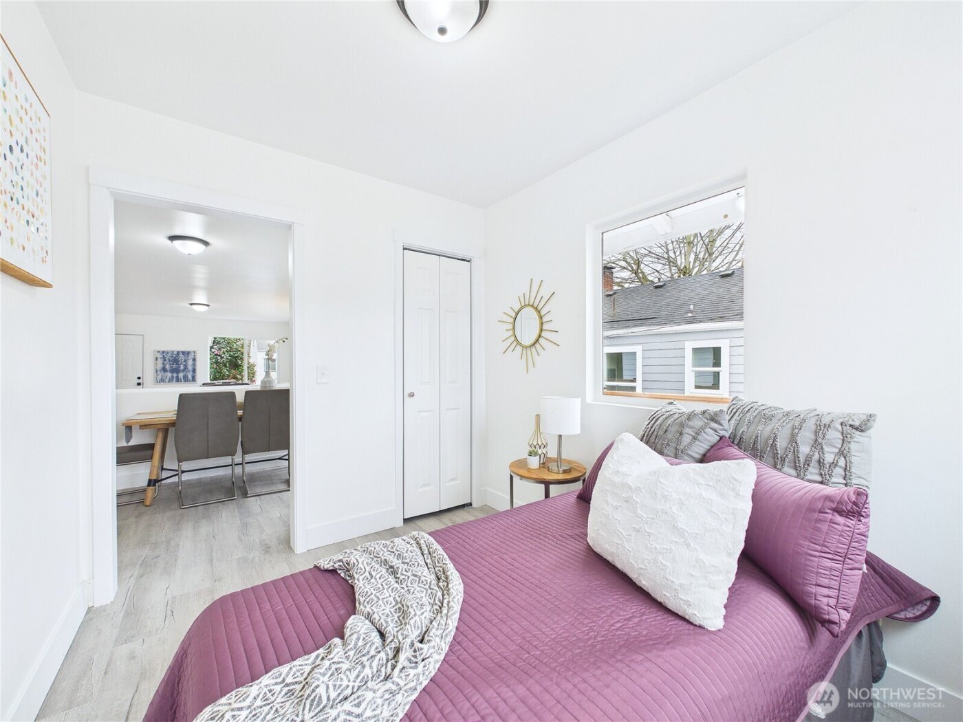 305 Meadow Avenue N, Renton, WA 98057-5722