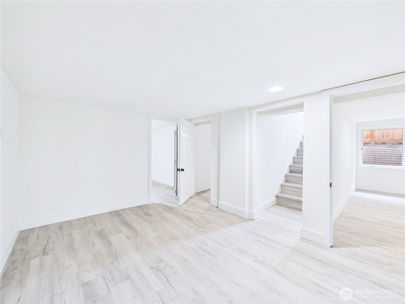 305 Meadow Avenue N, Renton, WA 98057-5722