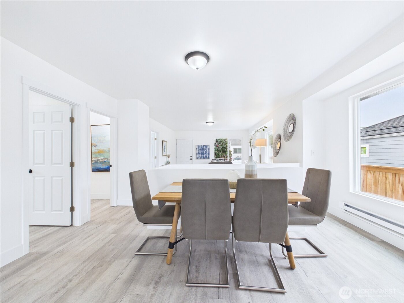 305 Meadow Avenue N, Renton, WA 98057-5722