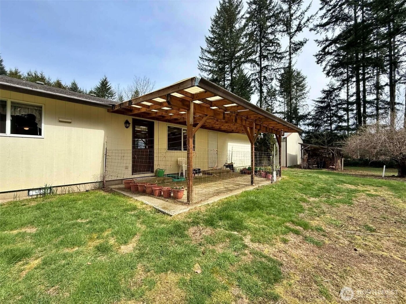 246 Calvin Road , Cinebar, WA 98533