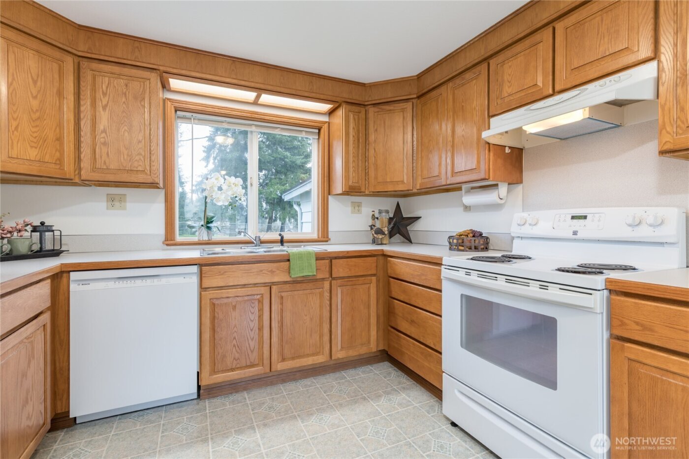 9229 S 200th Street , Kent, WA 98031