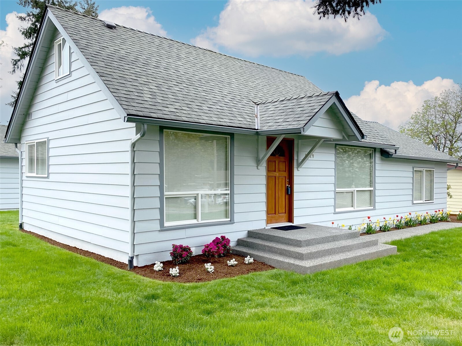 9229 S 200th Street , Kent, WA 98031