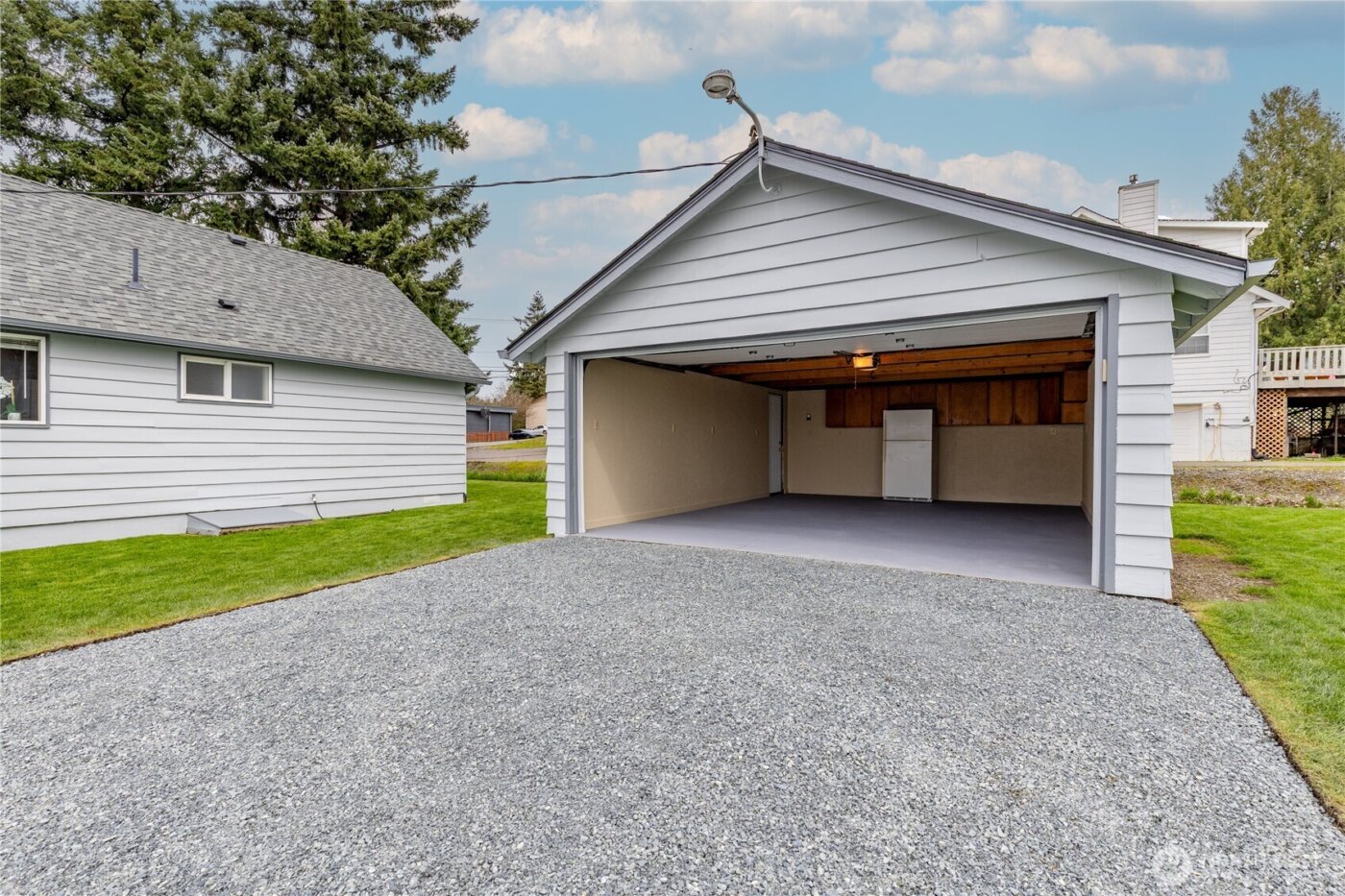 9229 S 200th Street , Kent, WA 98031
