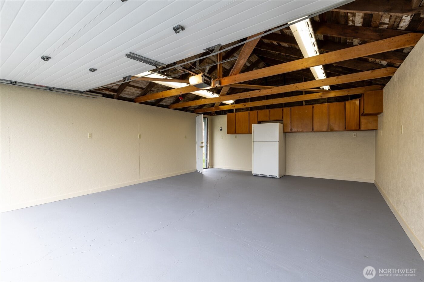 9229 S 200th Street , Kent, WA 98031