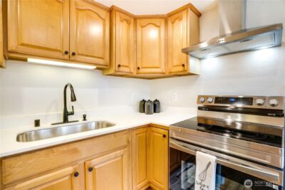 2450 Marine Drive , Bremerton, WA 98312 - Photo 11