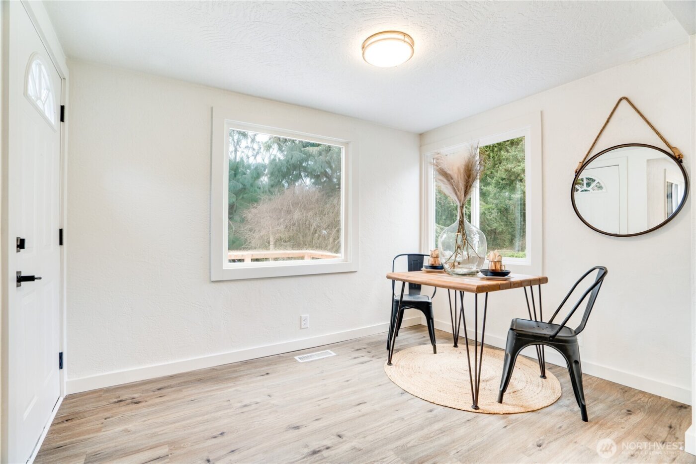 2450 Marine Drive , Bremerton, WA 98312