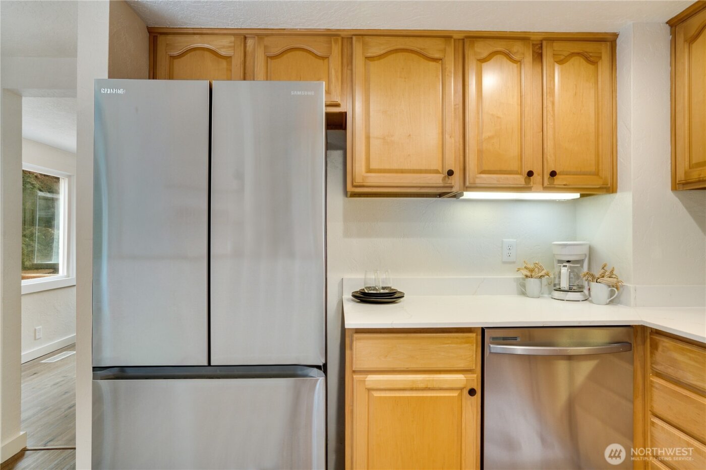 2450 Marine Drive , Bremerton, WA 98312