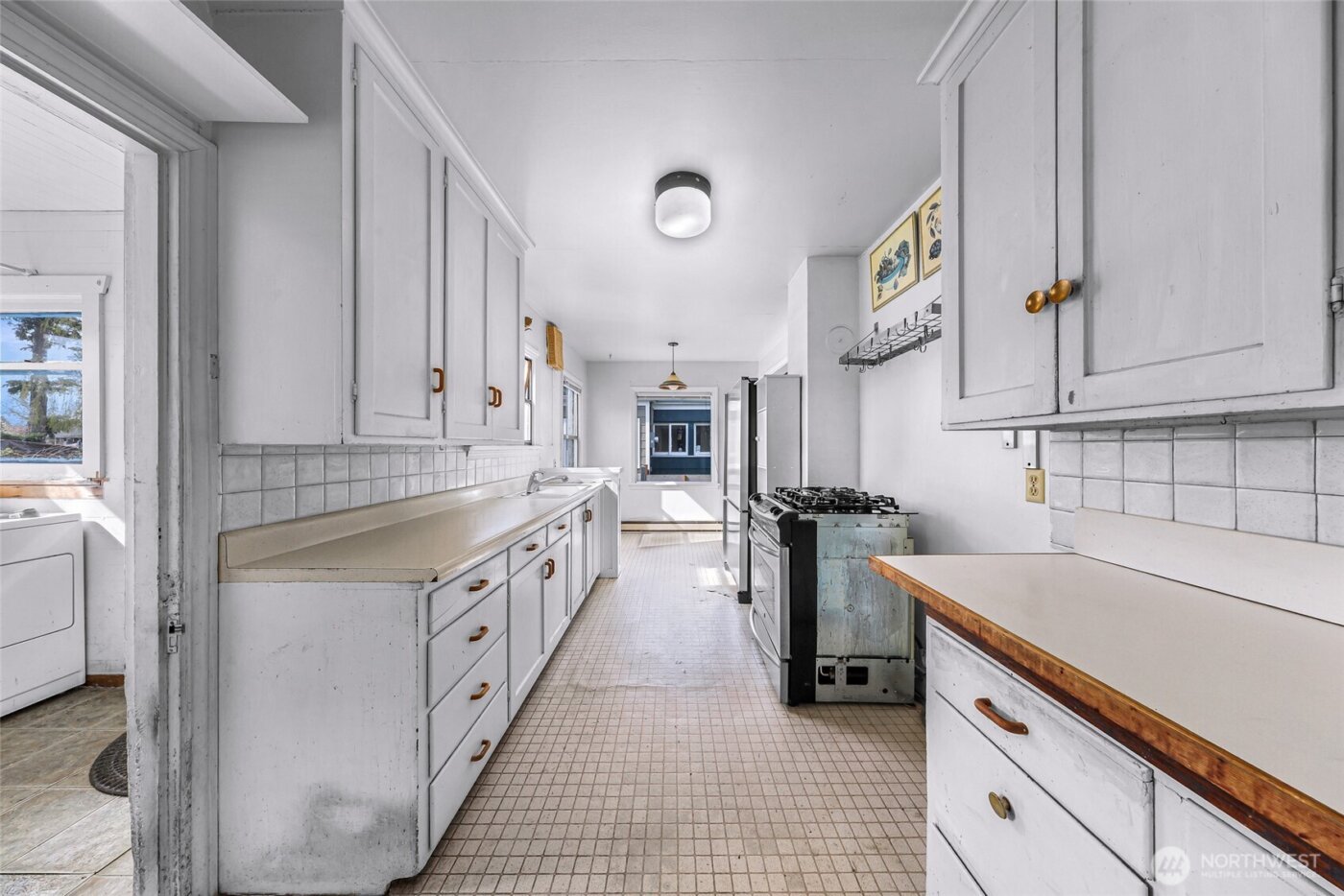 809 W Connecticut Street , Bellingham, WA 98225