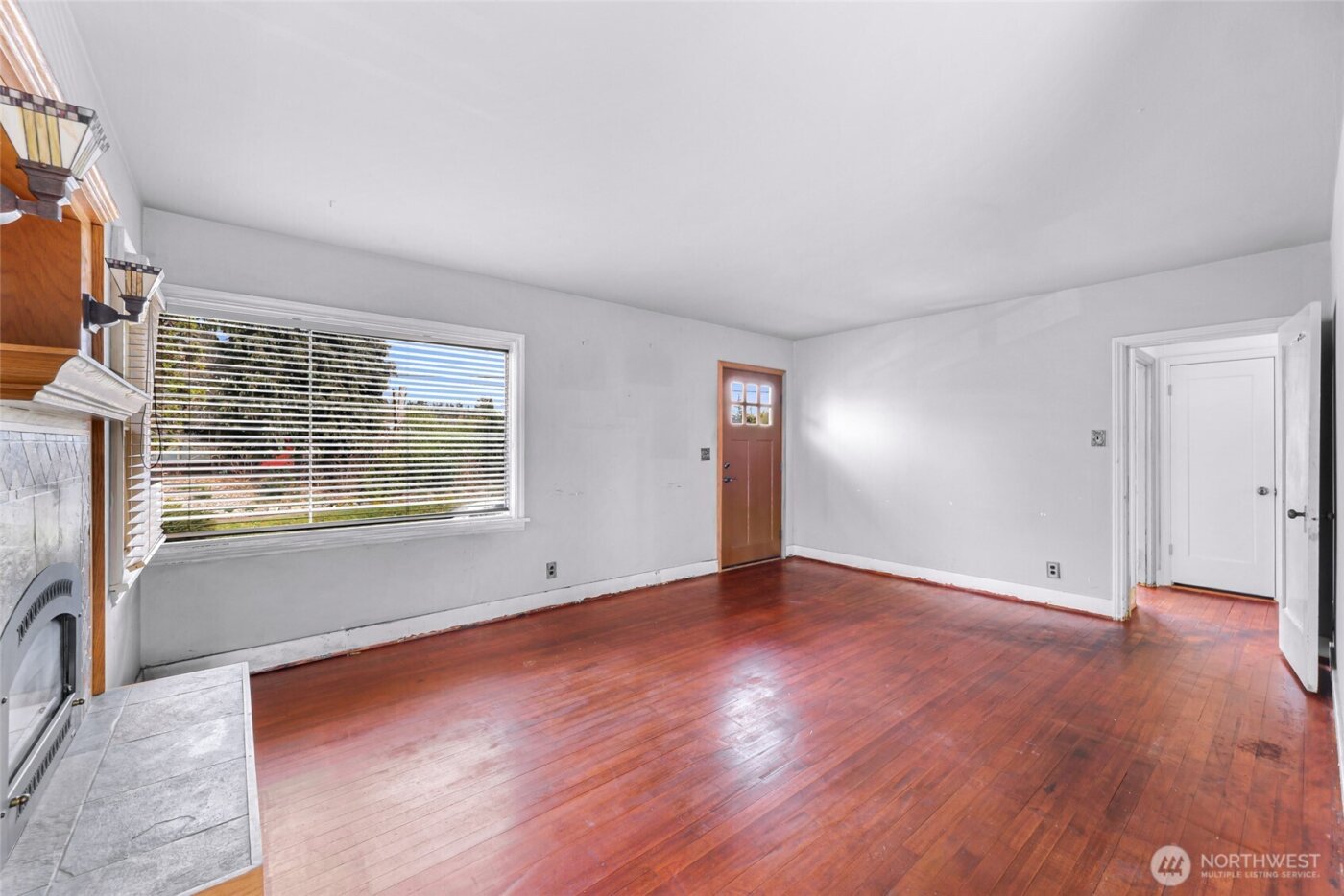 809 W Connecticut Street , Bellingham, WA 98225