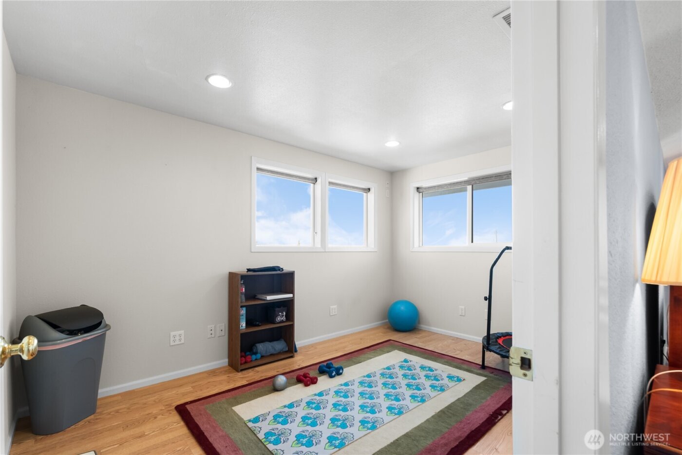 4013 N Whitman Street , Tacoma, WA 98407