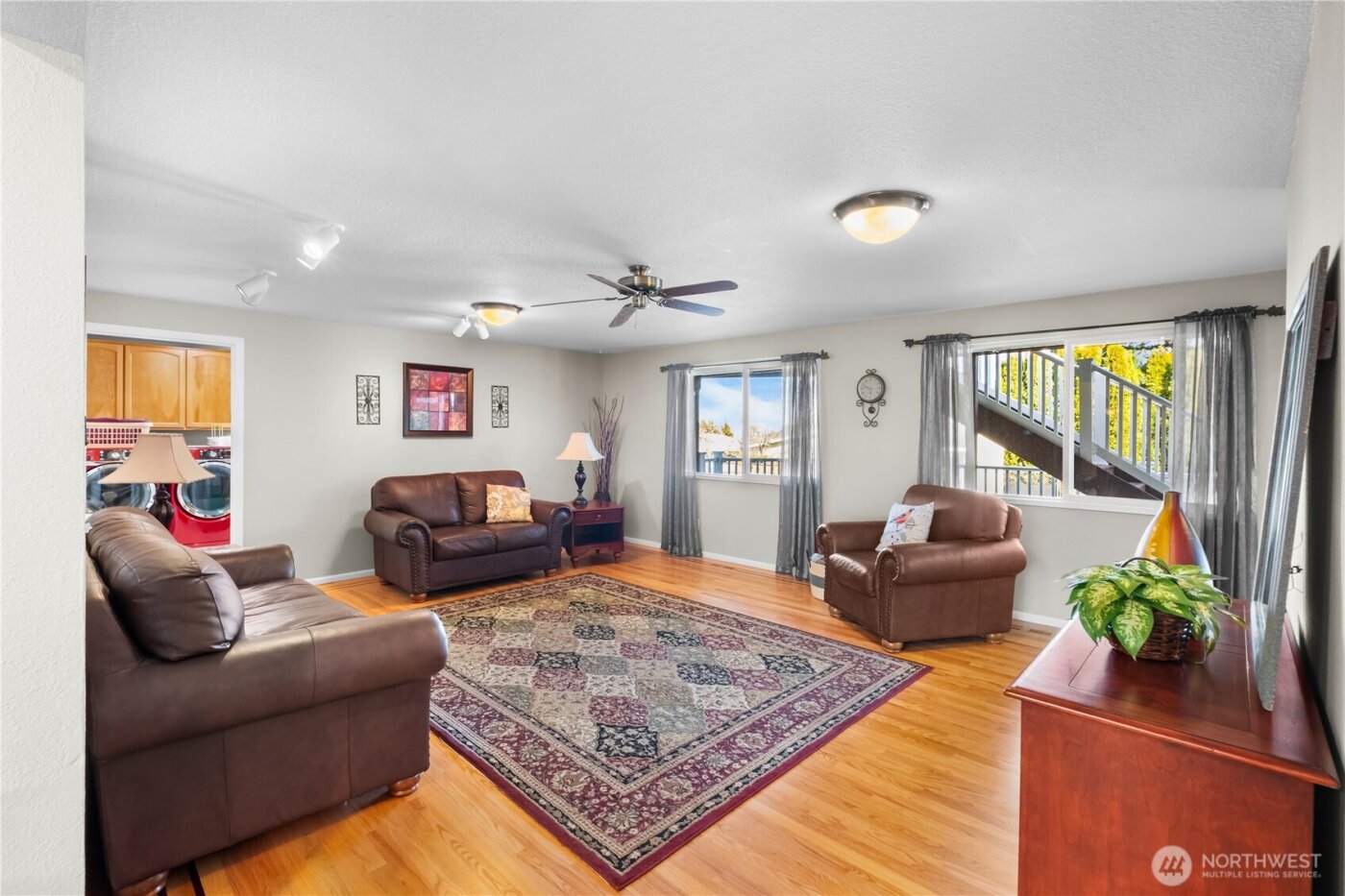 4013 N Whitman Street , Tacoma, WA 98407