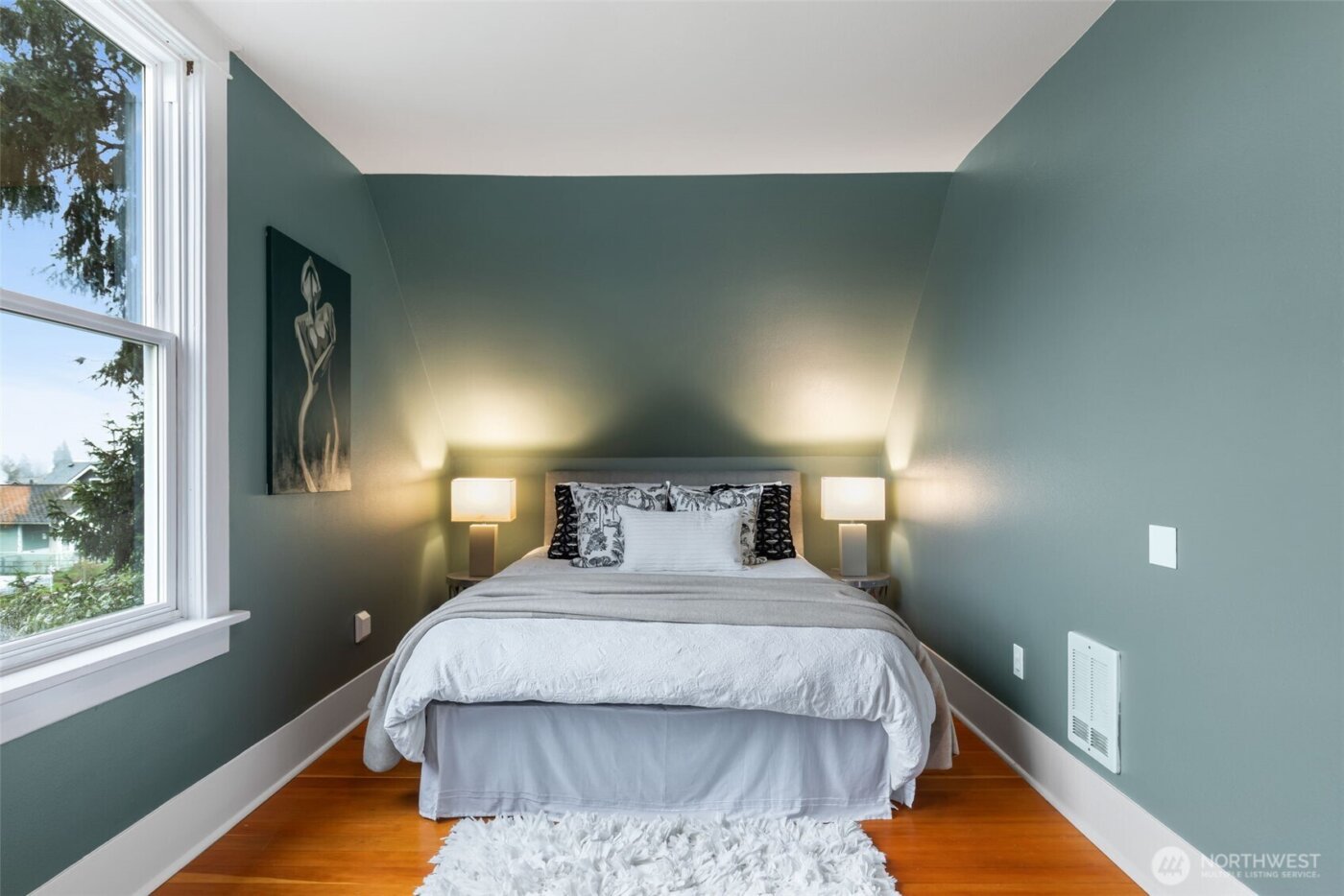 2128 S Ainsworth Avenue , Tacoma, WA 98405