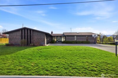 1319 Barleen Drive , Walla Walla, WA 99362 - Photo 2