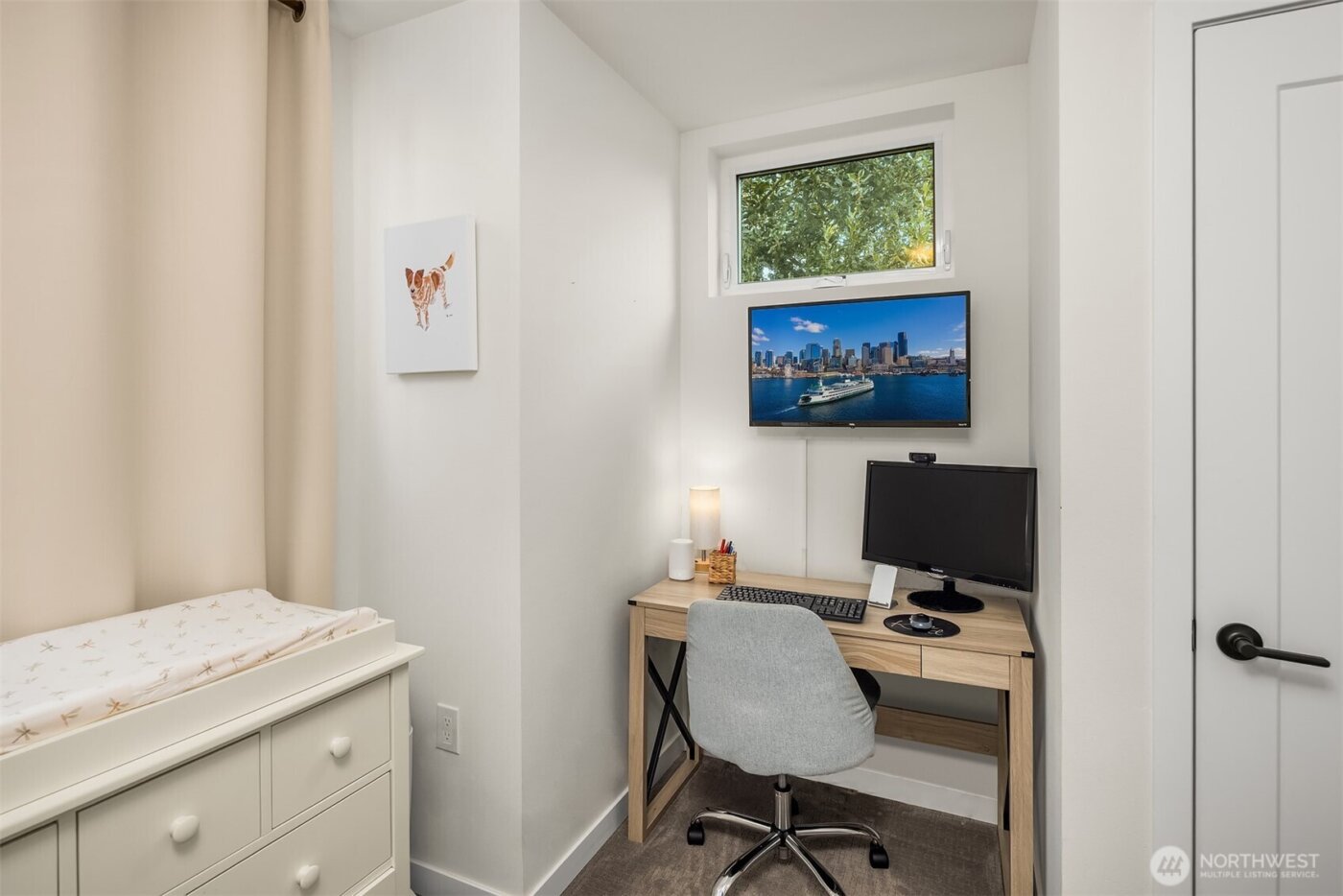 6041 42nd Avenue SW, Seattle, WA 98136