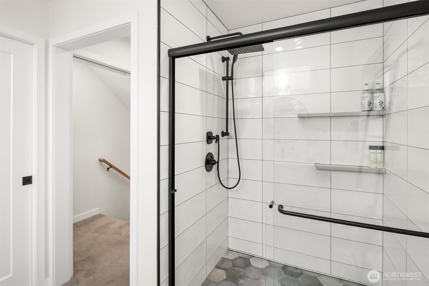 6041 42nd Avenue SW, Seattle, WA 98136