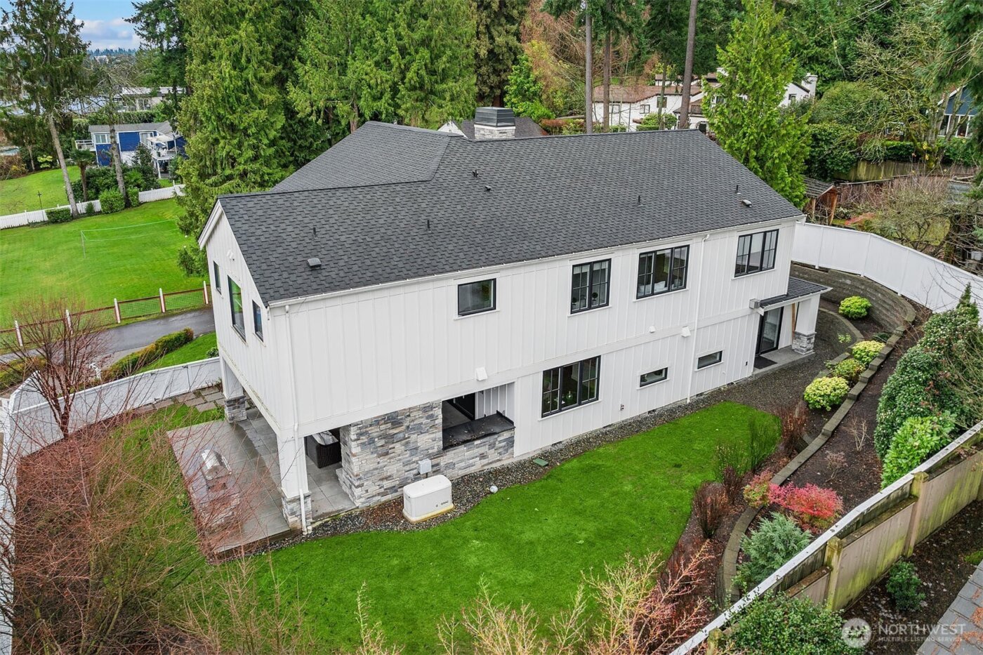 3406 97th Avenue SE, Mercer Island, WA 98040