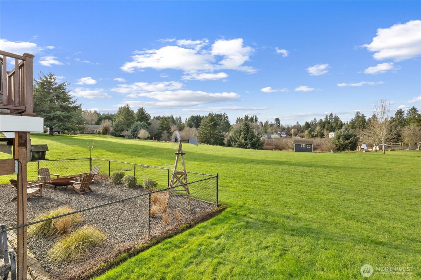 4946 Pleasant Glade Road NE, Olympia, WA 98516