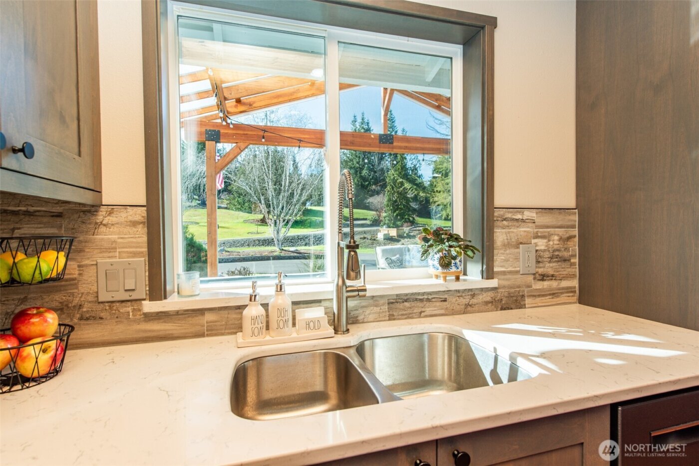 1733 E Woodhaven , Port Angeles, WA 98362