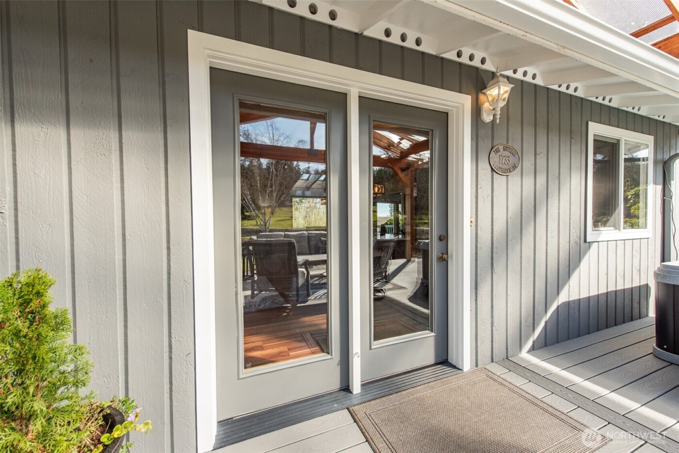 1733 E Woodhaven , Port Angeles, WA 98362