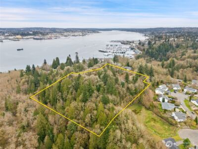 215 Caseco Lane , Port Orchard, WA 98366