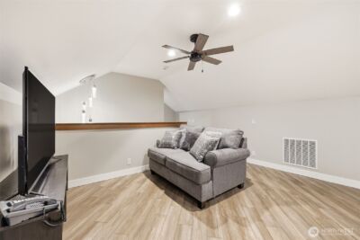 10717 212th Street E, Graham, WA 98338 - Photo 23