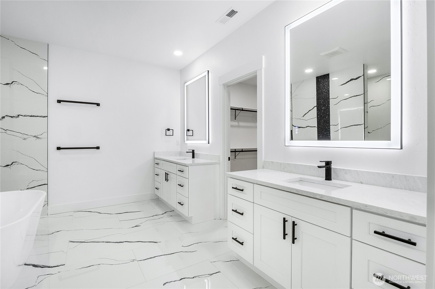 525 N Bluff West Drive , Moses Lake, WA 98837
