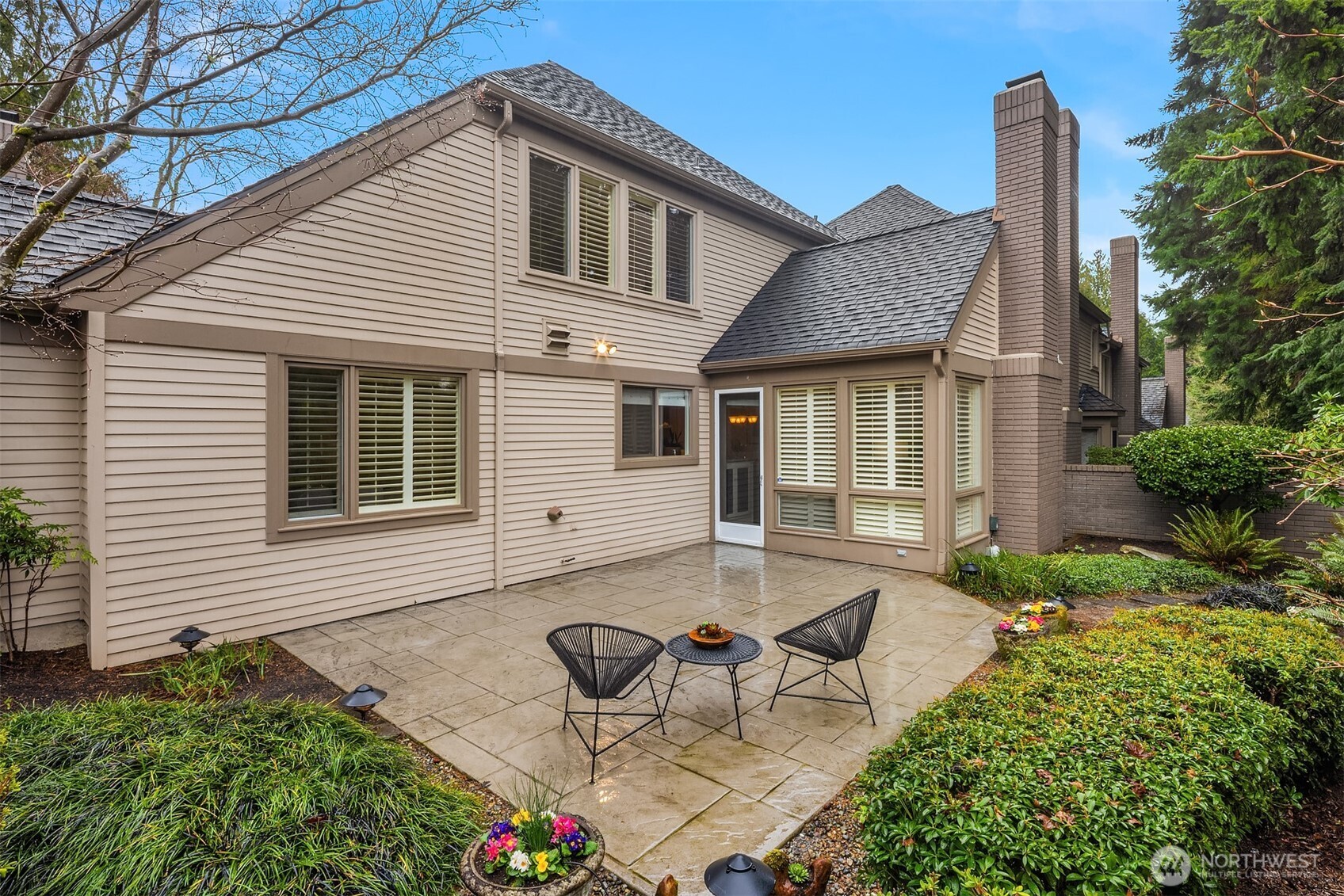 1716 Bellevue Way NE, Bellevue, WA 98004